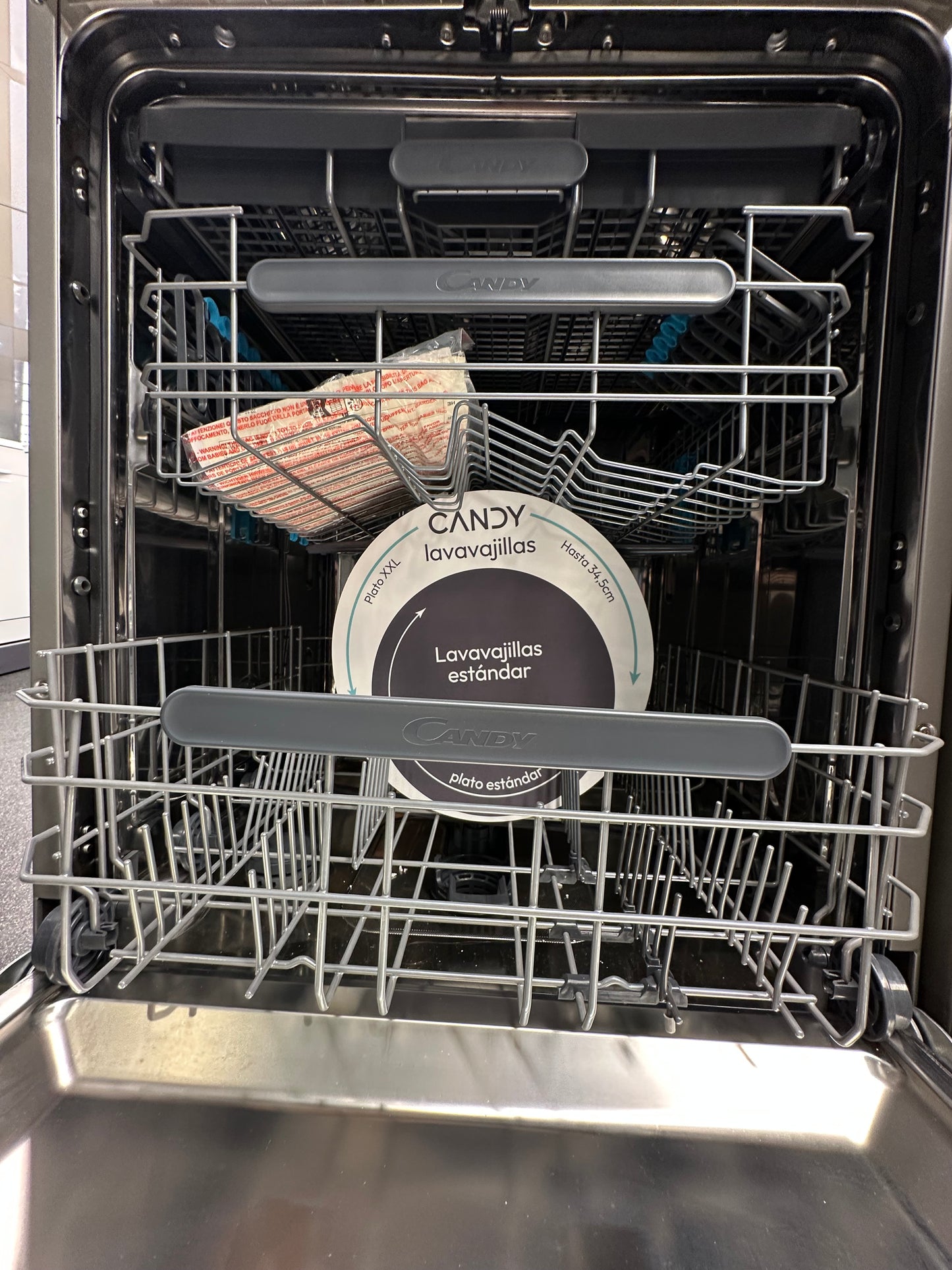 Lavavajilla Candy Acero Inverter A+ y la Mayor Capacidad 16 cubiertos