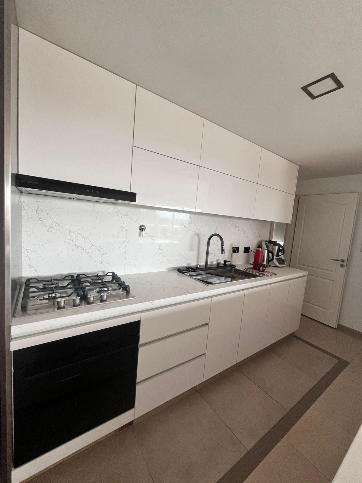 Samsung extractor de cocina 60 cm NK24M5070BS