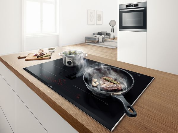 Anafe de Inducción Bosch con Extractor Integrado 70cm Serie 6 - PVQ731F25E