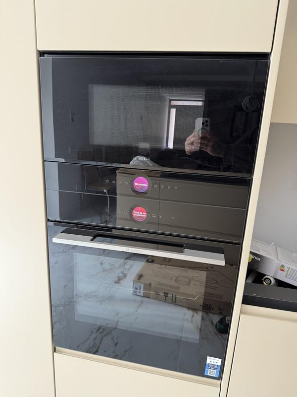 Bosch Serie 8 Microondas integrable con grill Negro BEL7321B1