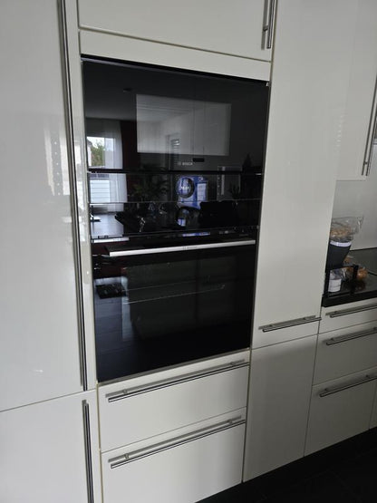 Bosch Serie 8 Microondas integrable con grill Negro BEL7321B1