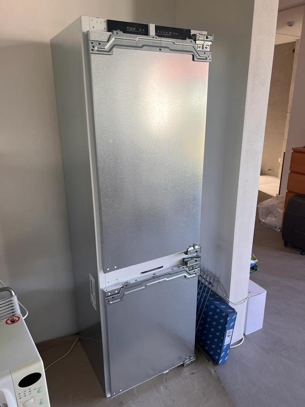 Heladera Combi Integrable Bosch KIN86ADD0 Serie 6 | Panelable No Frost 260L 60cm