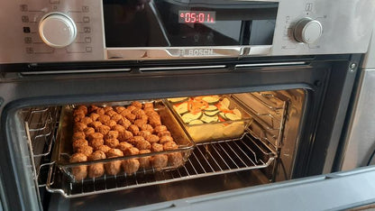 Combo Bosch: Horno con Vapor Serie 4 HRA512ES0 + Microondas BEL554MS0