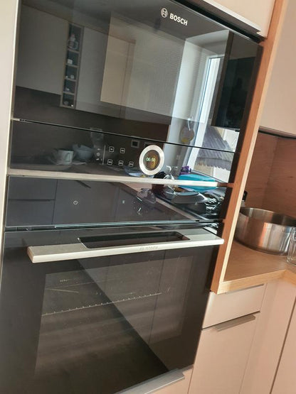 Horno Bosch HRG7784B1 Serie 8 | Vapor Añadido + Pirólisis + AirFry 71L Negro con Termosonda