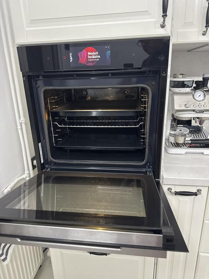 Horno Bosch HRG7784B1 Serie 8 | Vapor Añadido + Pirólisis + AirFry 71L Negro con Termosonda