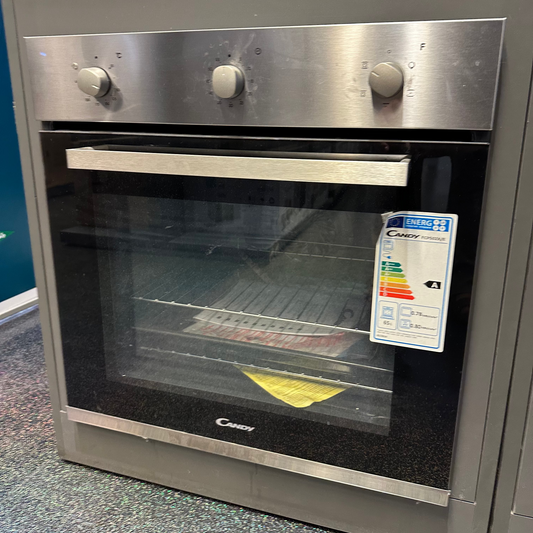 Horno eléctrico Candy negro con panel digital y puerta de vidrio templado