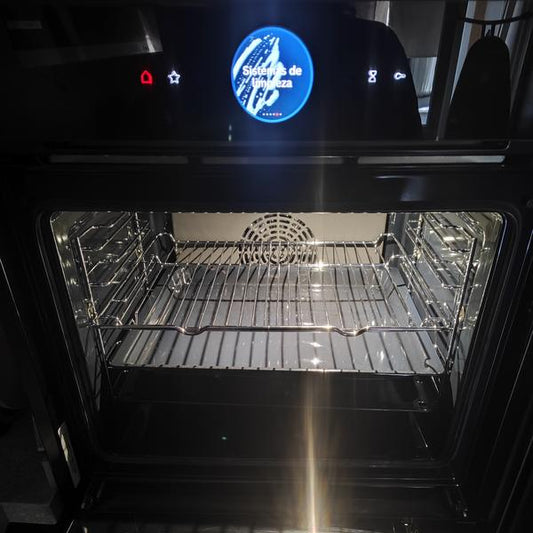 Horno empotrable Bosch HRG7361B1 Serie 8 con vapor y freidora de aire – 71 litros, pantalla táctil y Home Connect