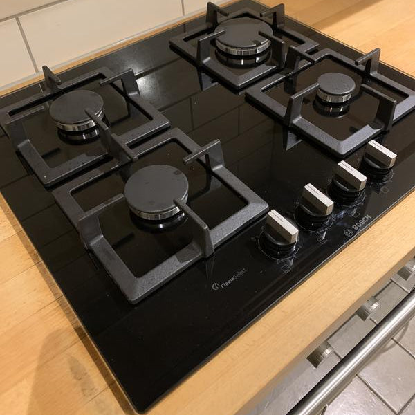 anafe a gas Bosch Serie 6 PPP6A6B20 en cocina real