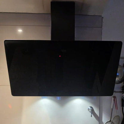 Elegancia en Negro: Campana Vertical Franke - Diseño y Potencia en tu Cocina