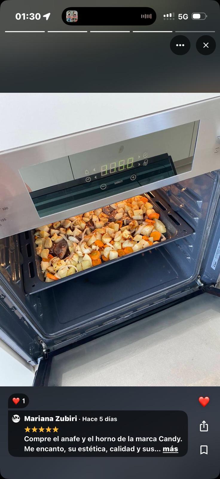 Horno empotrable Candy con anafe a gas integrado en acero inoxidable