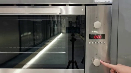 Horno eléctrico Franke 90 cm acero inoxidable empotrado en mueble de cocina