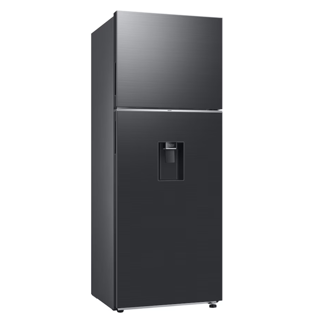 Heladera Samsung negra de dos puertas con freezer superior y manijas integradas