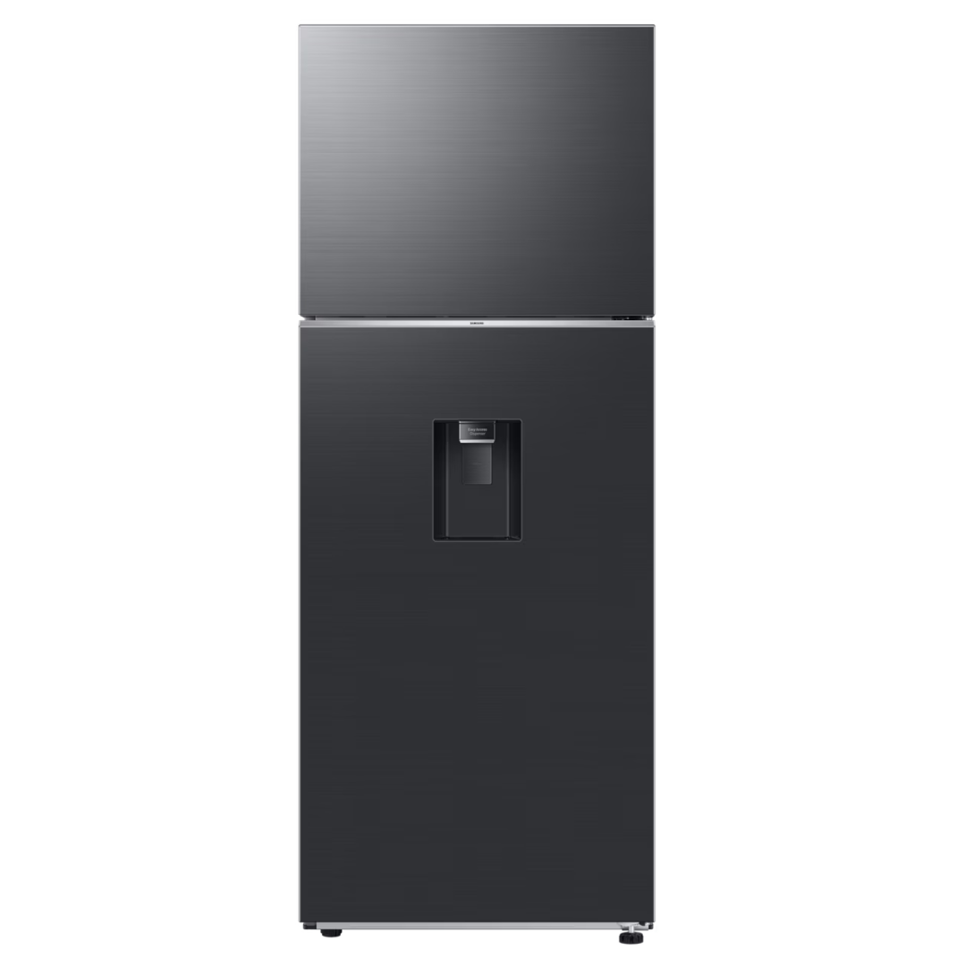 Heladera Samsung negra de dos puertas con freezer superior y manijas integradas
