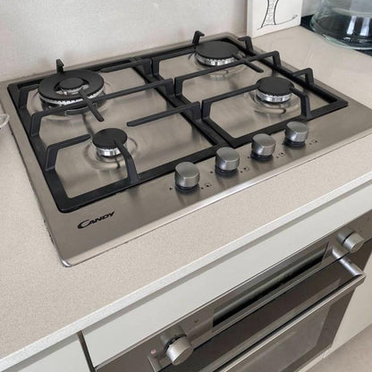 Horno eléctrico Candy con función Pizza y Anafe a Gas Diseño Italiano Super Eficiente