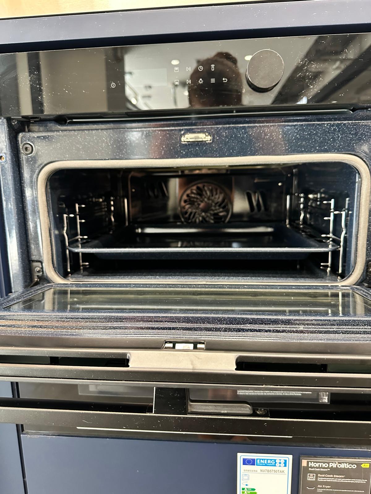 Samsung horno dual cook flex anafe de 5 y microondas empotrable