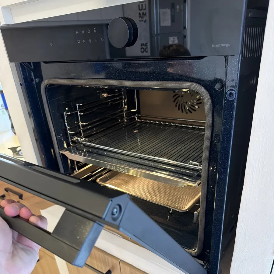 Samsung Horno Eléctrico Dual Cook NV7B5645TAK función Air Fry con Vapor | Eficiencia energética D