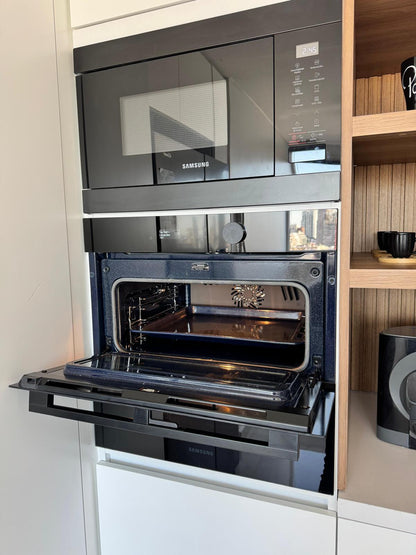 Horno eléctrico Samsung Dual Flex con microondas de empotrar